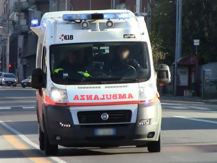 20160201-ambulanza-118-430x323